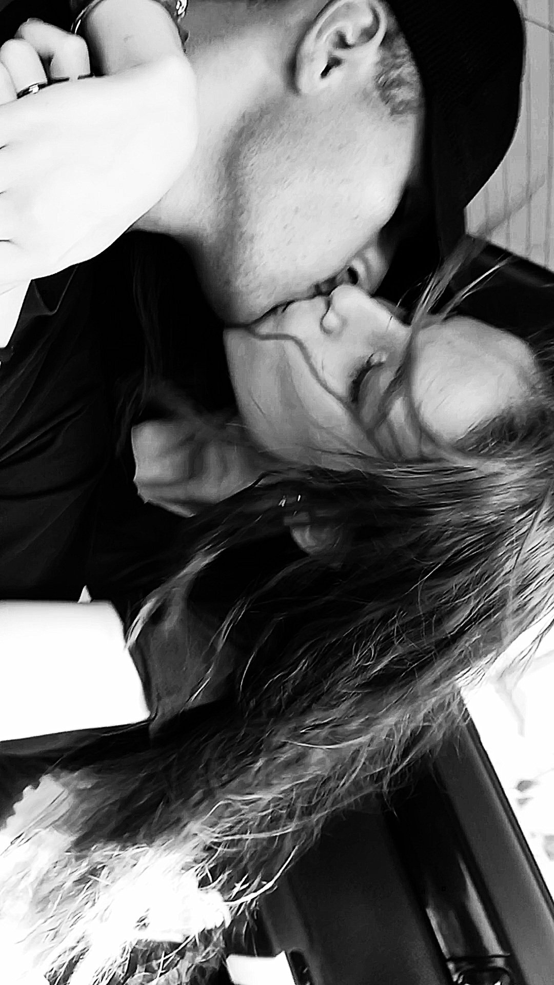 Оковы любви